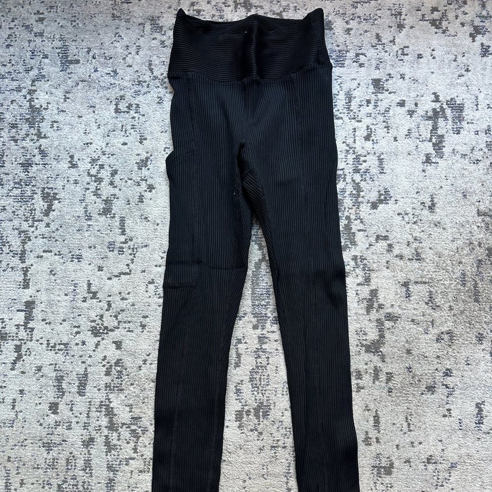 Year Of Ours Black Pocket Legging